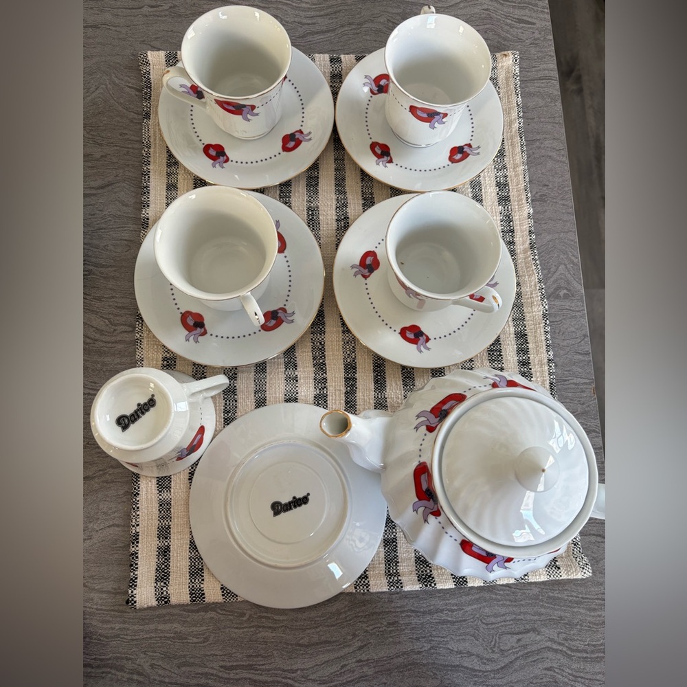 Darice Red Hat Society Gold Trim Teapot and 5 cups with saucers.